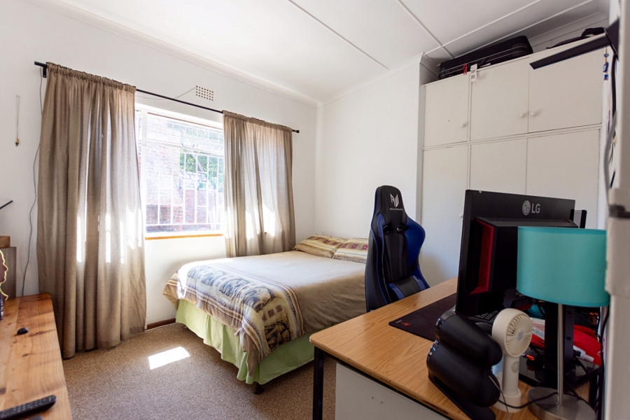 4 Bedroom Property for Sale in Middedorp Western Cape